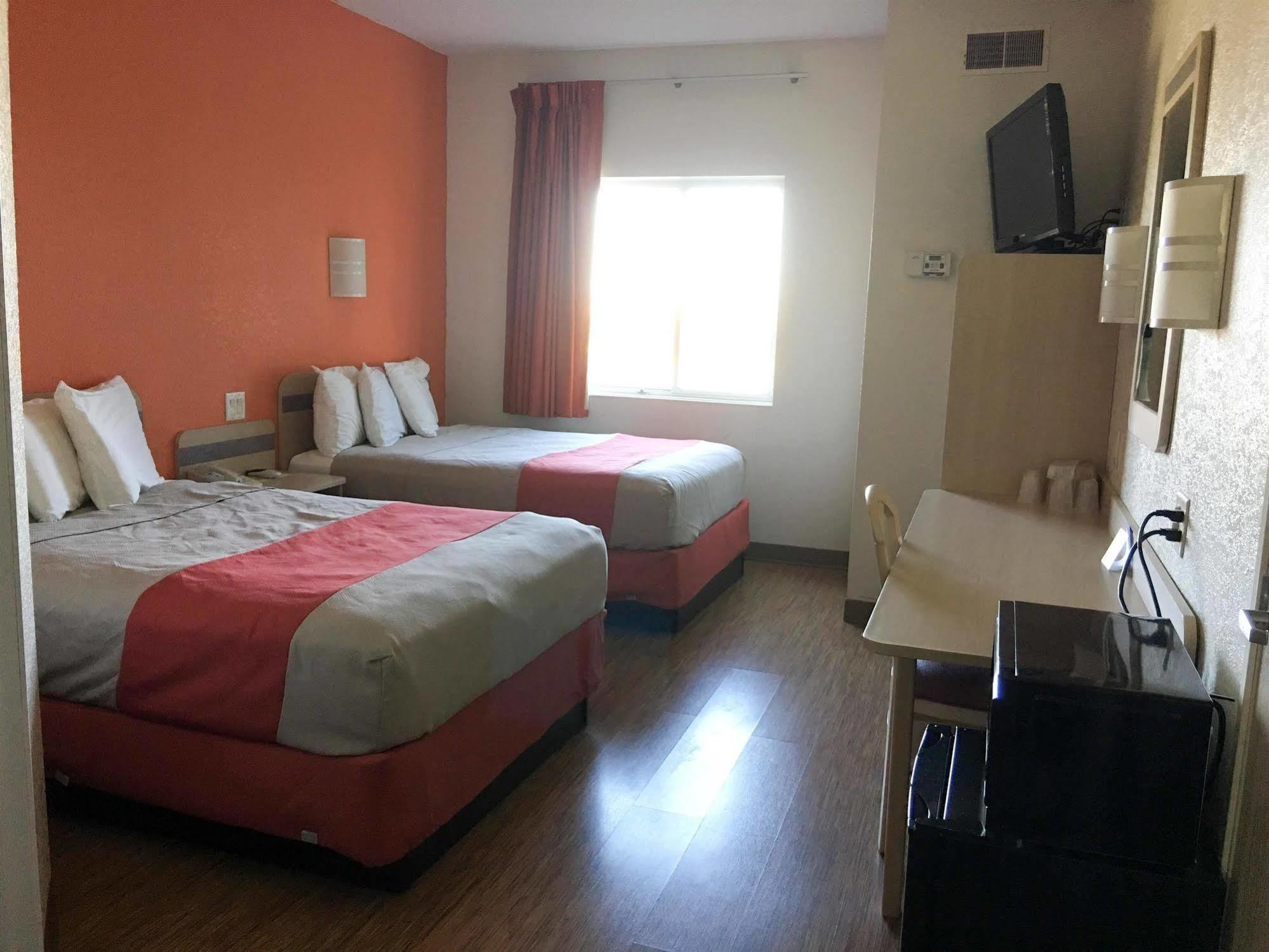 Motel 6-Minonk, Il מראה חיצוני תמונה
